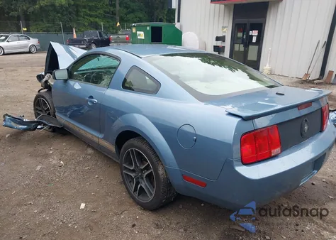 2007 Ford Mustang V6 Deluxe/V6 Premium z USA, uszkodzony, nr VIN 1ZVFT80N775232259
